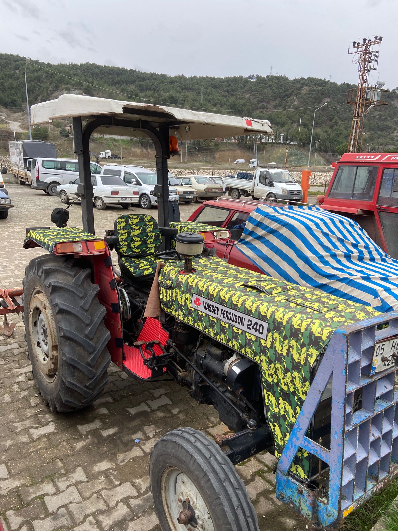 Massey Ferguson 240 traktör brandası uygulaması